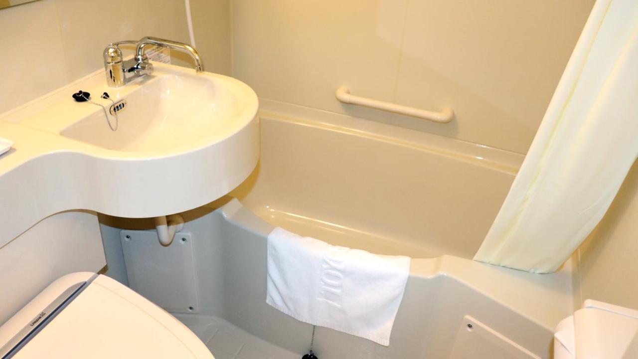 Toyoko Inn Kagoshima Temmonkan No 1 Buitenkant foto